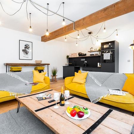 Haus Lofts - Luxury Suite - Parking - Smart Tv - Wifi バーミンガム エクステリア 写真