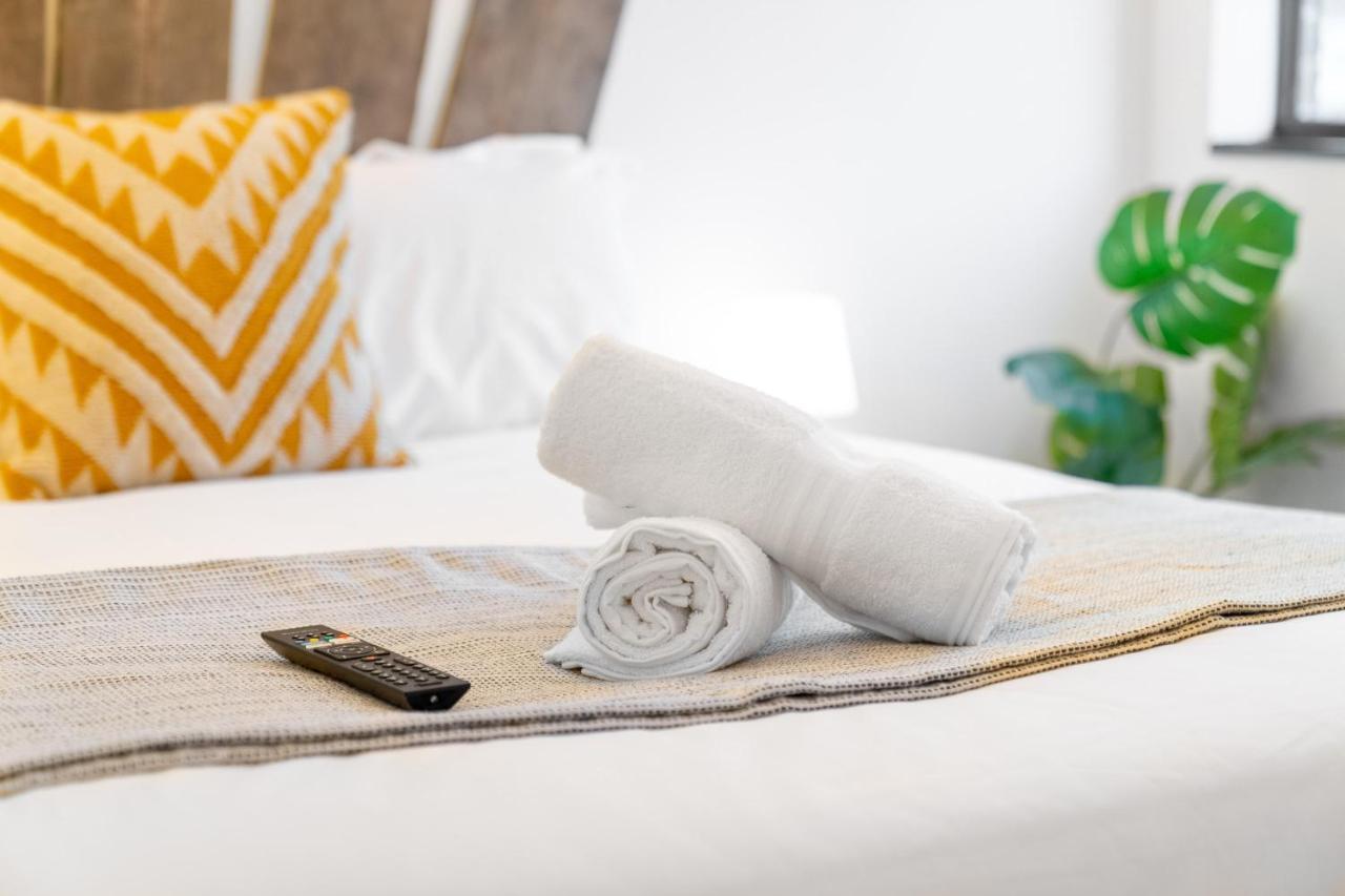 Haus Lofts - Luxury Suite - Parking - Smart Tv - Wifi バーミンガム エクステリア 写真