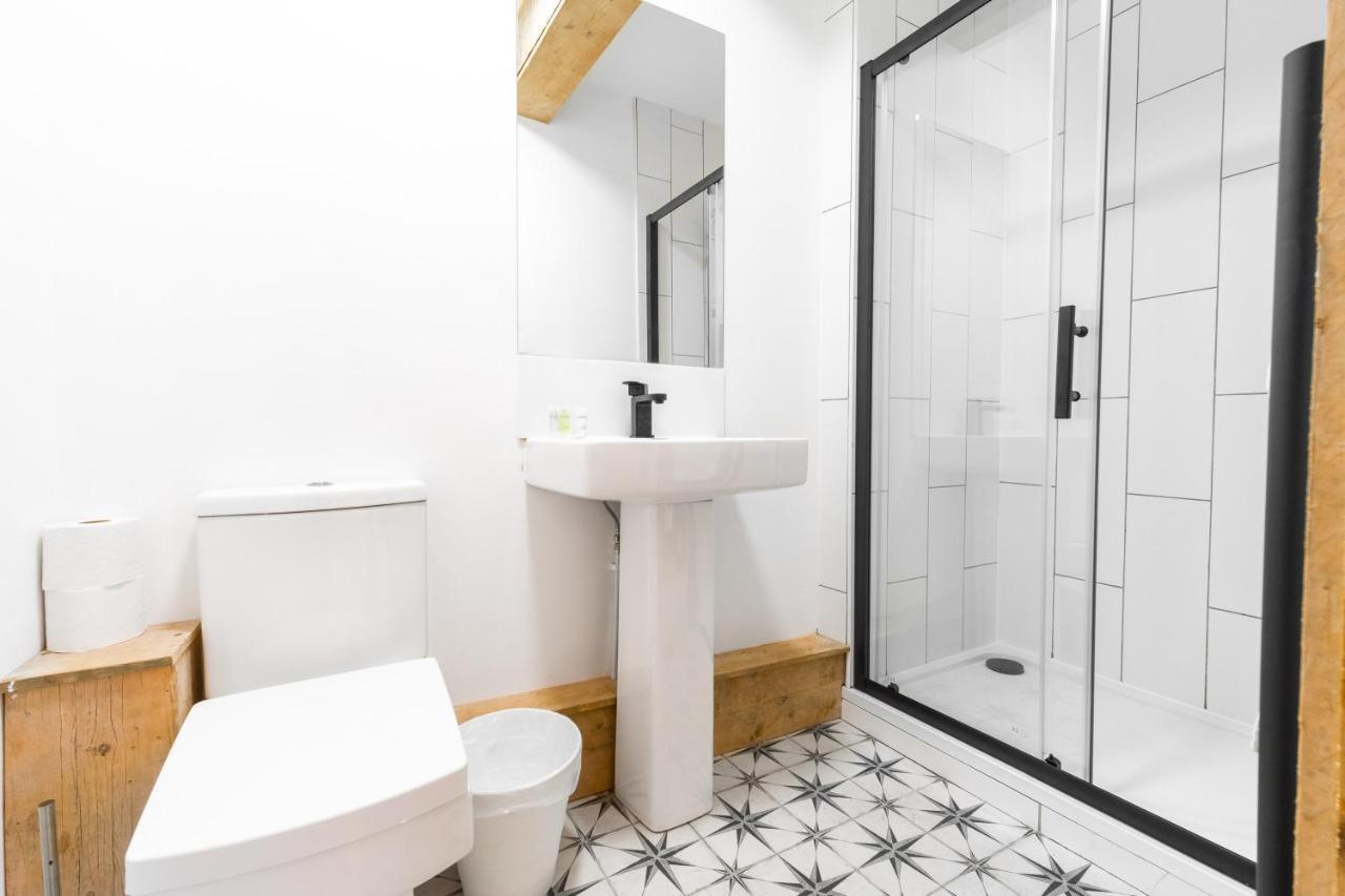 Haus Lofts - Luxury Suite - Parking - Smart Tv - Wifi バーミンガム エクステリア 写真