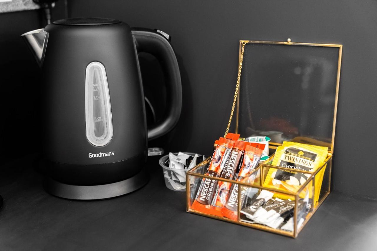 Haus Lofts - Luxury Suite - Parking - Smart Tv - Wifi バーミンガム エクステリア 写真